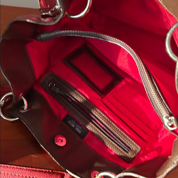 Nine West Red Bucket bag purse tote handbag slouchy vegan leather silver HW - Picture 9 of 10